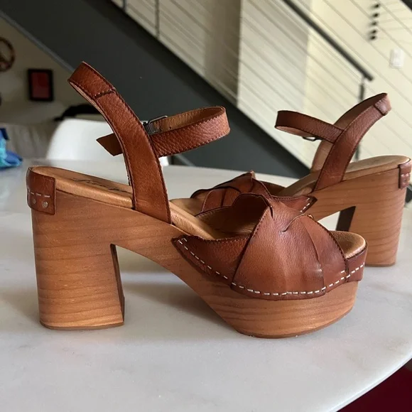 Free People Tan Leather Platform Sandals - Picture 3 of 8